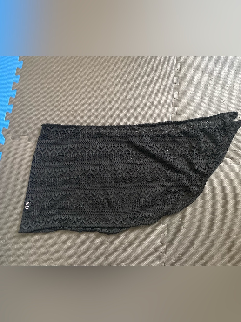 Sarong - Picture 2 of 2